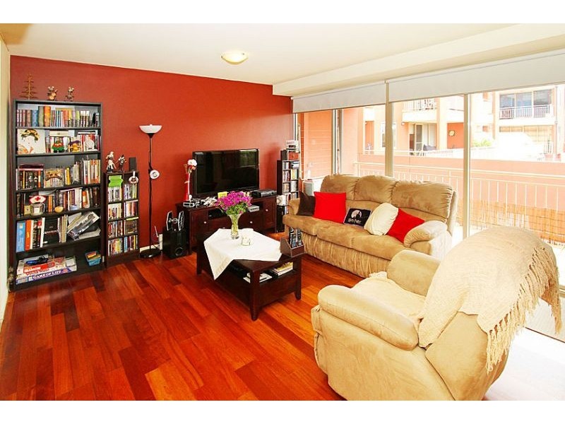 202/77 Village Way, Maribyrnong VIC 3032