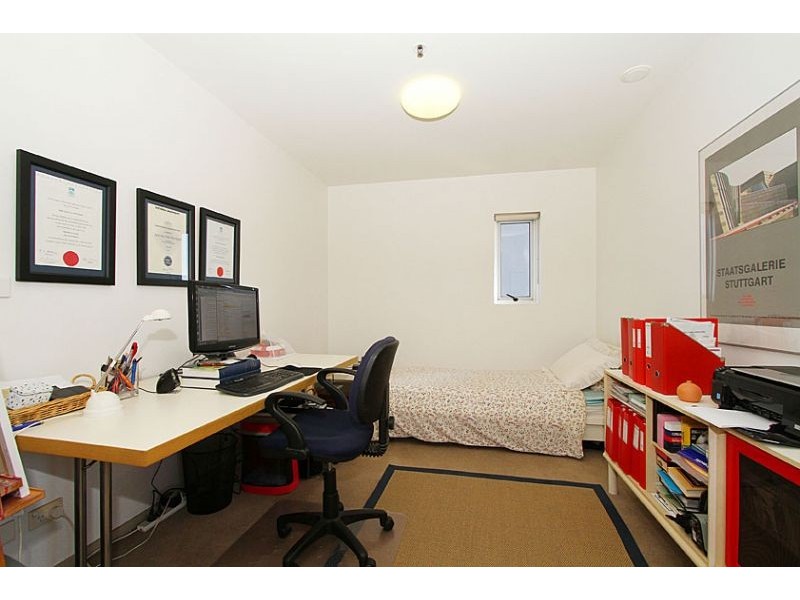 202B/70 Speakmen Street, Kensington VIC 3031