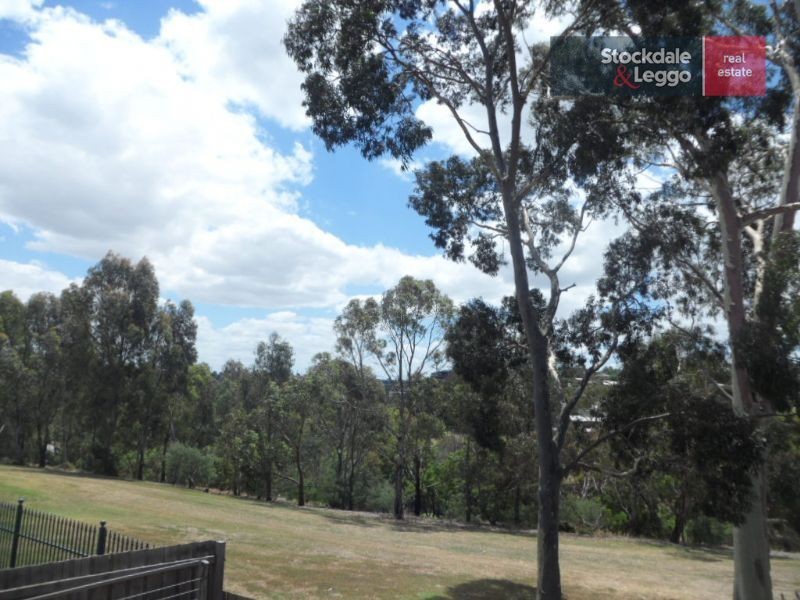 32A Strathnaver Avenue, Strathmore VIC 3041