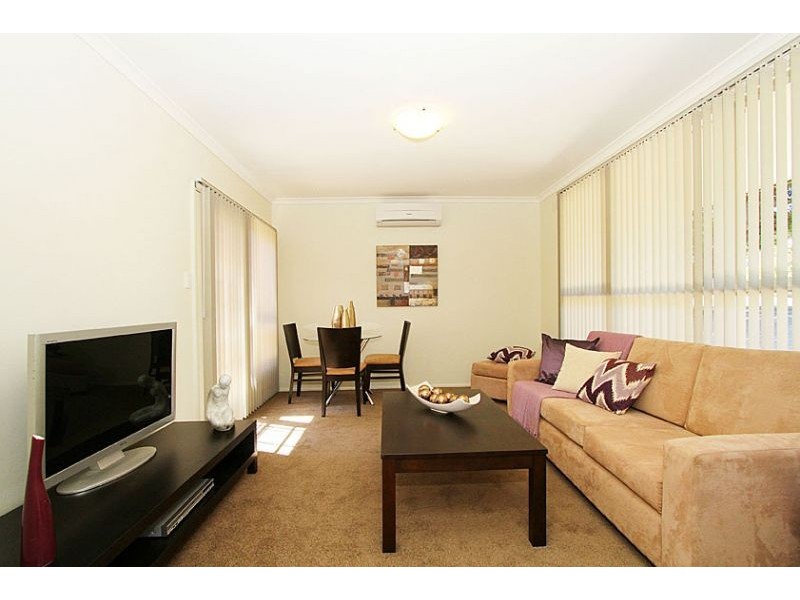 1/209 Napier Street, Essendon VIC 3040