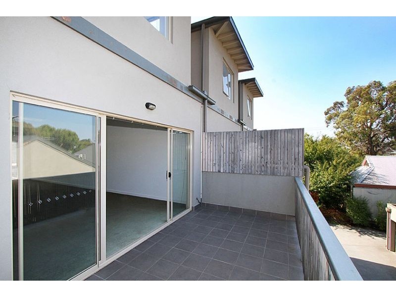 6/12 Grantham Street, Brunswick West VIC 3055