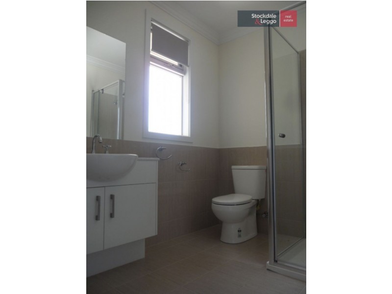 32A Strathnaver Avenue, Strathmore VIC 3041