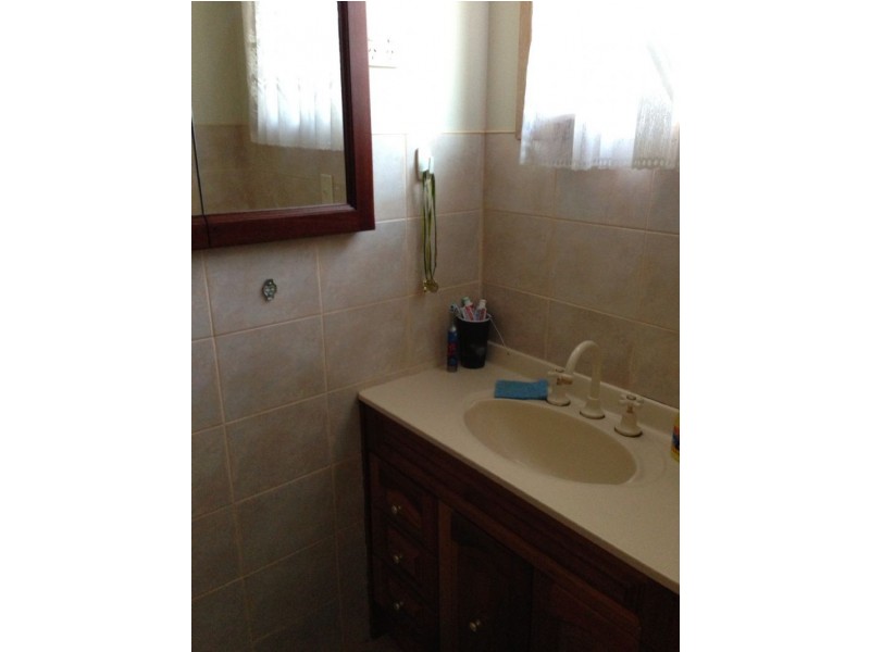 1/12 Telford Court, Sunshine VIC 3020