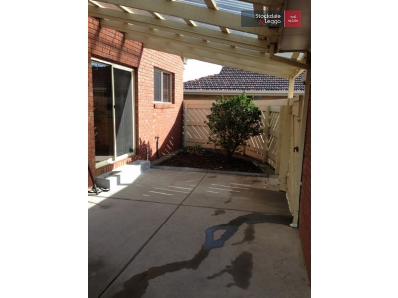 1/12 Telford Court, Sunshine VIC 3020