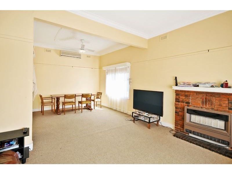 16 Fawkner Street, Aberfeldie VIC 3040