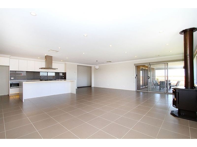 47 Palladium Circle, Beveridge VIC 3753