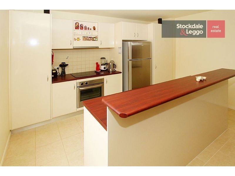 202/77 Village Way, Maribyrnong VIC 3032