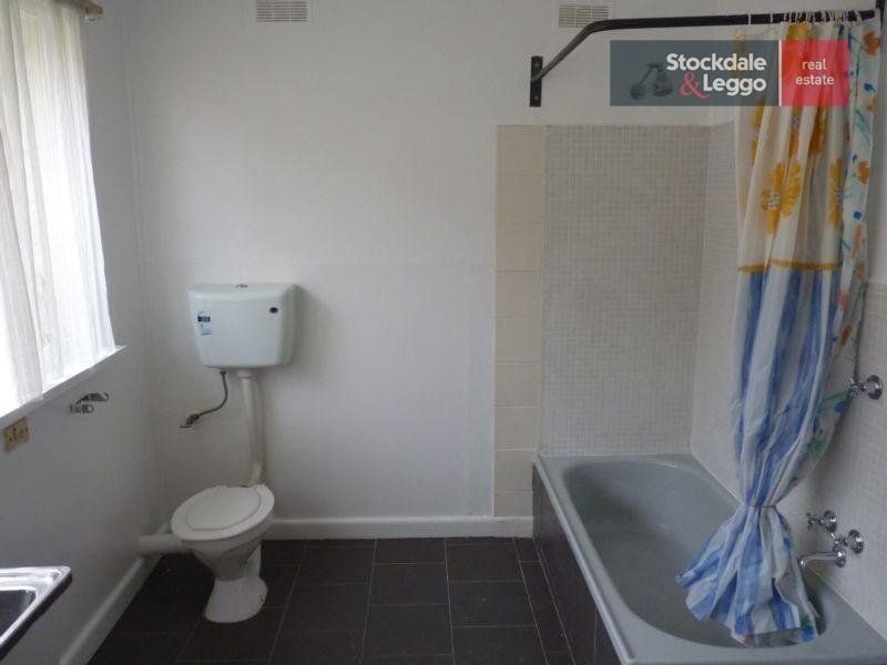 1/26 Sharps Road, Tullamarine VIC 3043