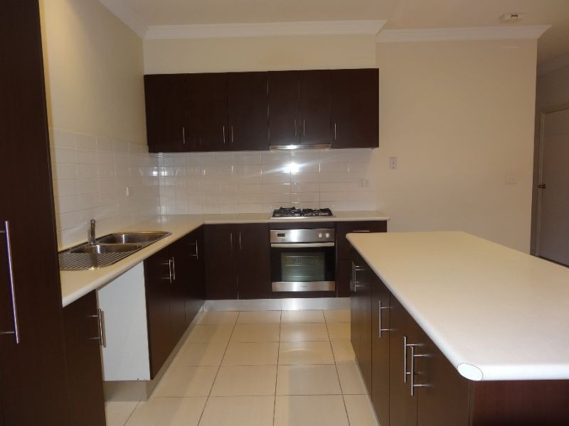 3/9 Tullamarina Avenue, Tullamarine VIC 3043