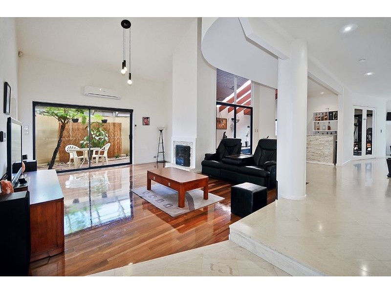 236 Burrowye Crescent, Keilor VIC 3036