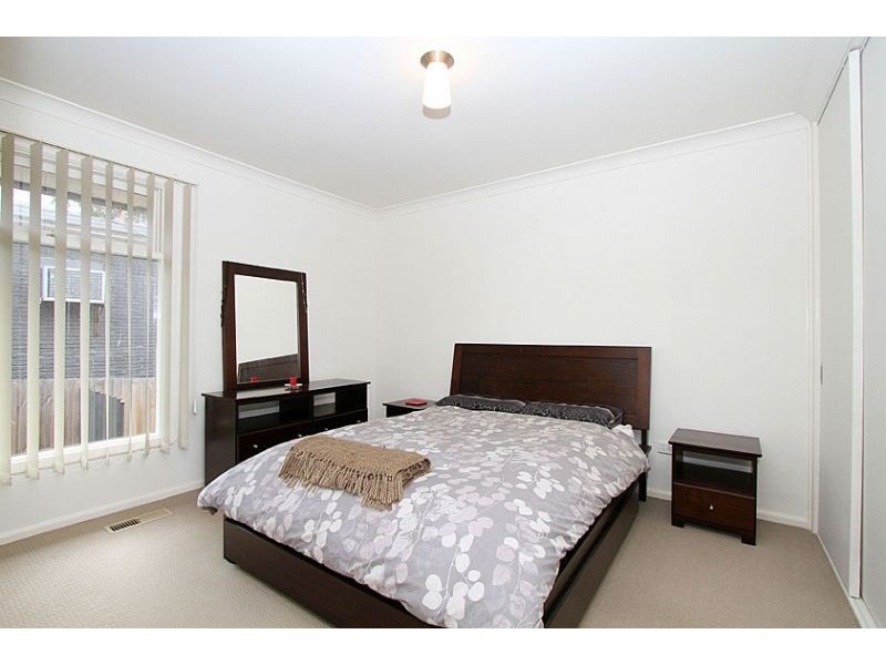 12 Strathaird Street, Strathmore VIC 3041