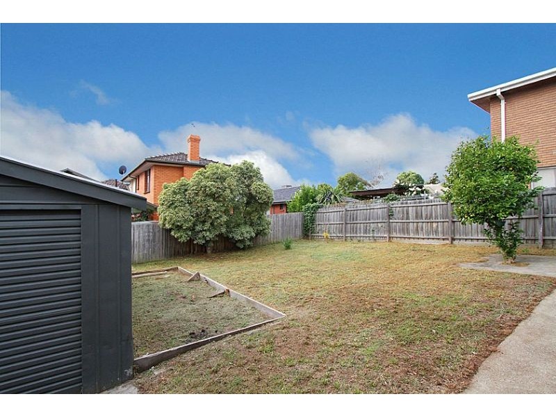12 Strathaird Street, Strathmore VIC 3041