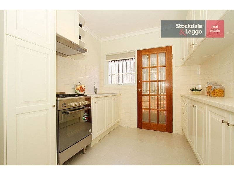 1/209 Napier Street, Essendon VIC 3040