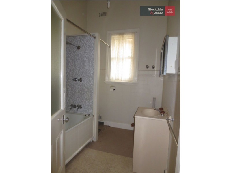 2/48 Brewster Street, Essendon VIC 3040