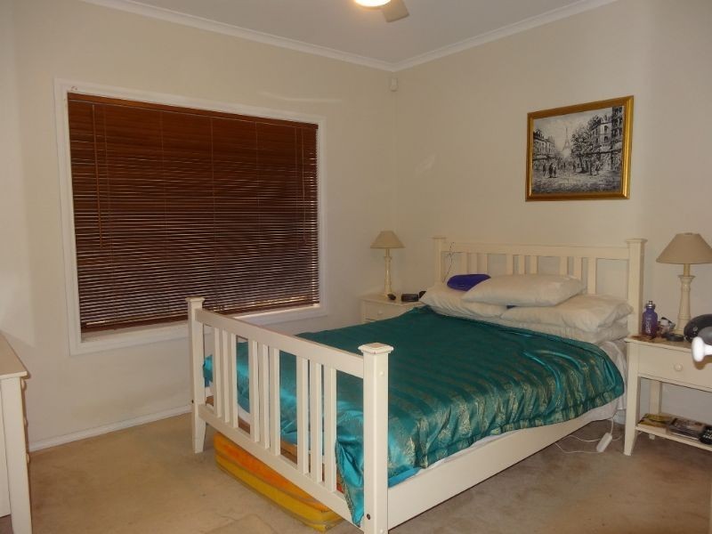 106 Gowanbrae Drive, Gowanbrae VIC 3043