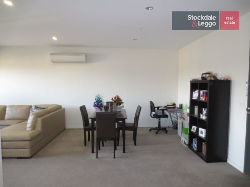 205/2 La Scala Avenue, Maribyrnong VIC 3032