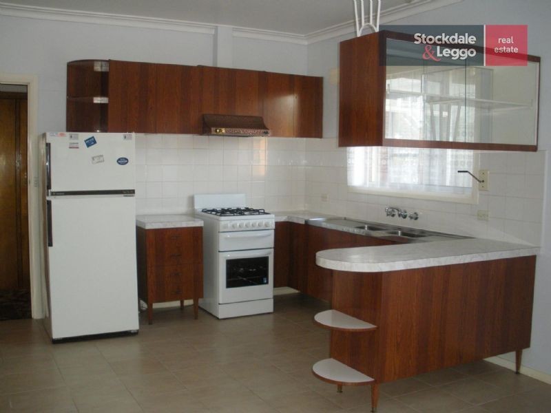 12 Donald Avenue, Essendon VIC 3040