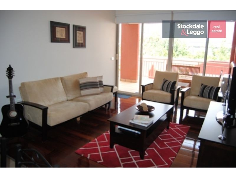 211/77 Village Way, Maribyrnong VIC 3032