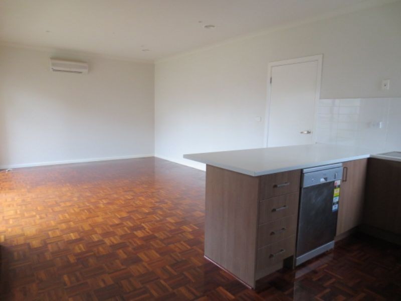 2/25 Devon Road, Pascoe Vale VIC 3044