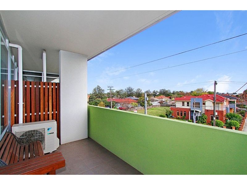 204/2 La Scala Avenue, Maribyrnong VIC 3032