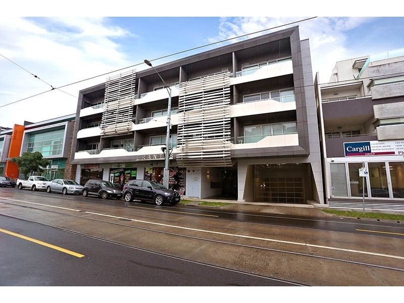 205/76-78 Keilor Road, Essendon North VIC 3041