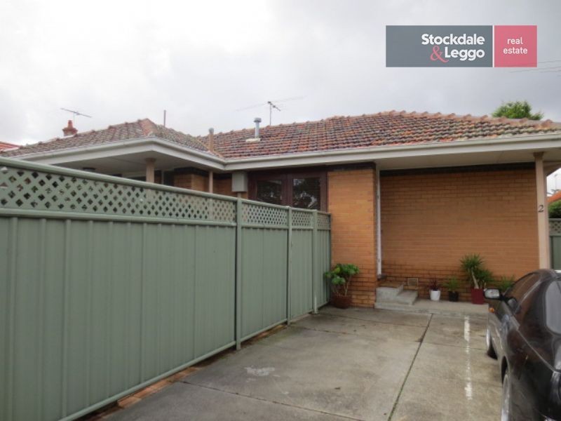 2/6 Lincoln Road, Essendon VIC 3040