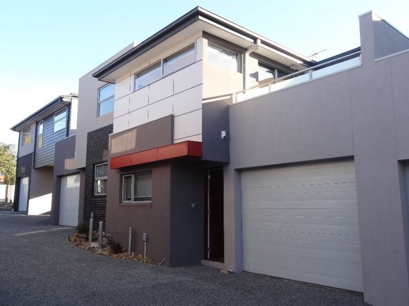 3/250 Pascoe Vale Road, Essendon VIC 3040