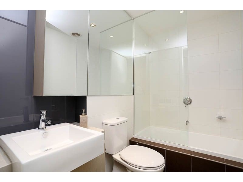 24/44 Eucalyptus Drive, Maidstone VIC 3012