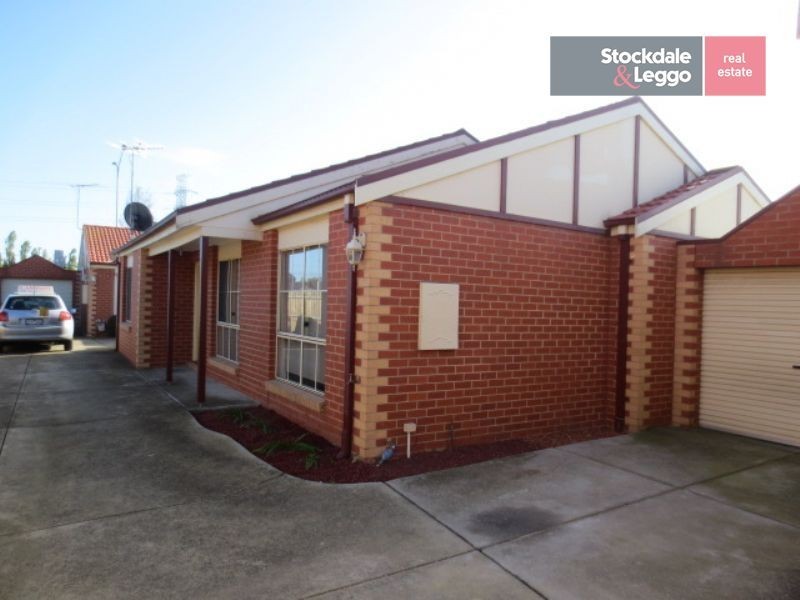 2/42 Collier Court, Strathmore Heights VIC 3041