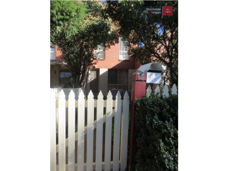15/2a Cameron Road, Essendon VIC 3040