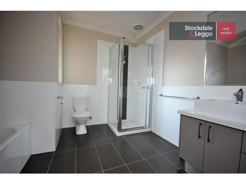 4/149-151 Roberts Street, Essendon VIC 3040