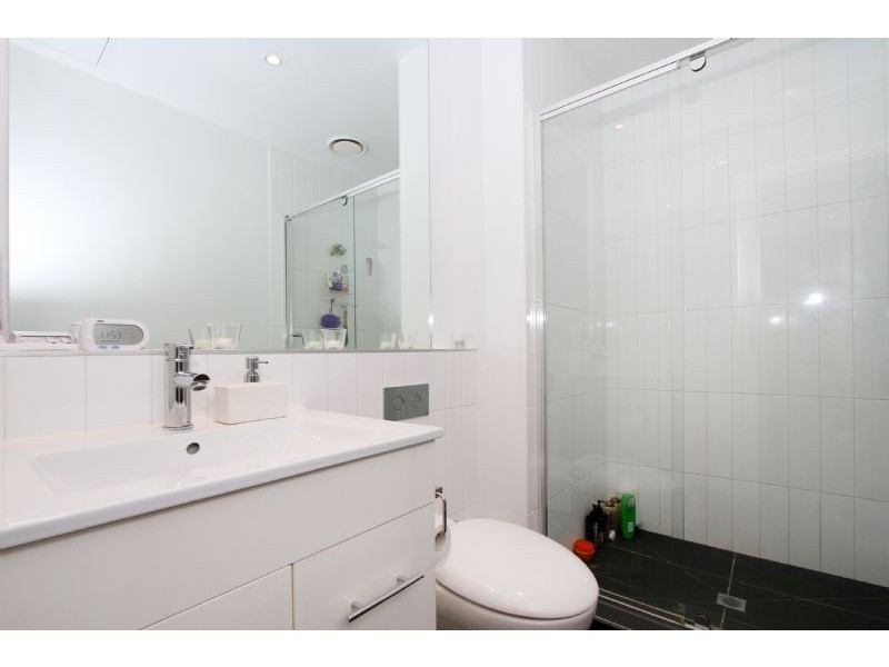 17/60 Keilor Road, Essendon VIC 3040