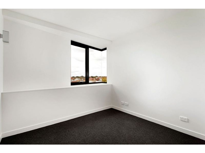 206/55 Collins Street, Essendon VIC 3040