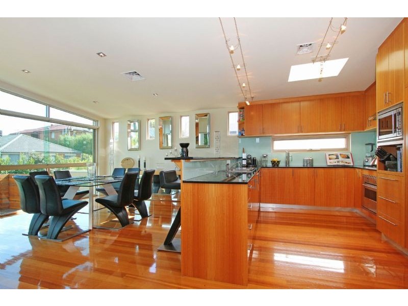 38 Brunel Street, Aberfeldie VIC 3040