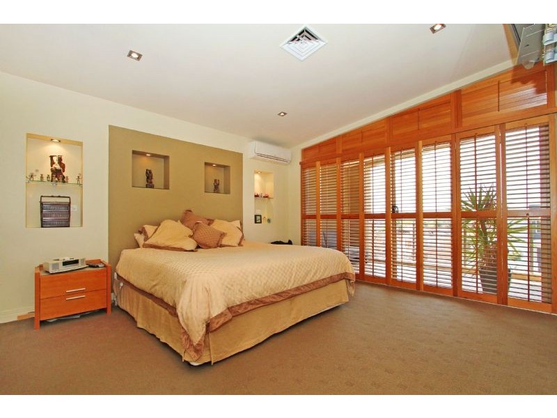 38 Brunel Street, Aberfeldie VIC 3040