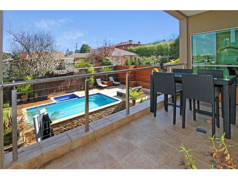 38 Brunel Street, Aberfeldie VIC 3040