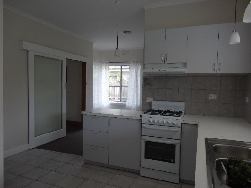 38 York Street, Strathmore VIC 3041