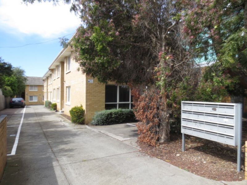 10/2 Berry Street, Essendon North VIC 3041