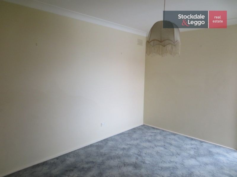 Rear/1 Melissa Street, Strathmore VIC 3041