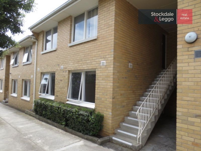 10/2 Berry Street, Essendon VIC 3040