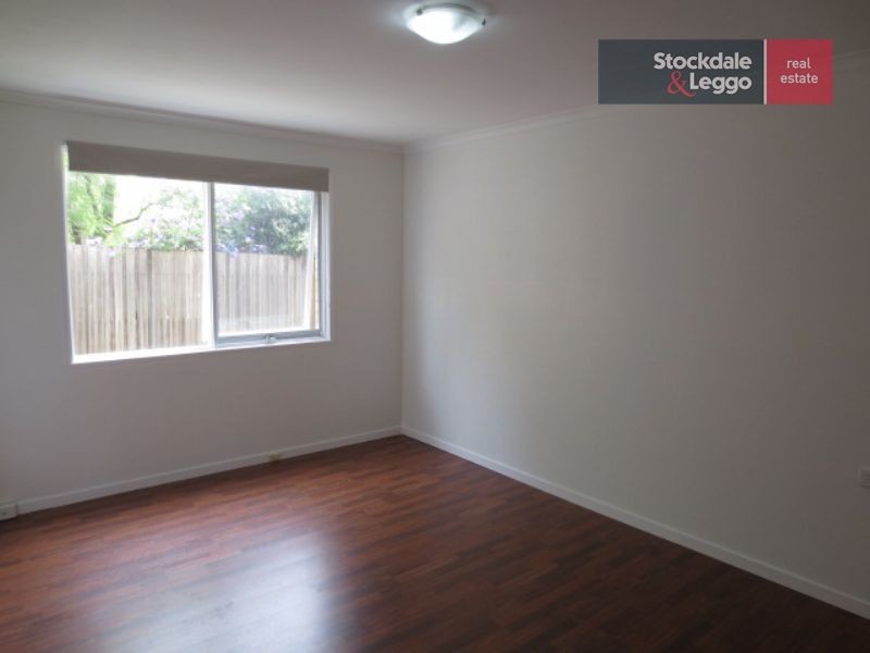 10/2 Berry Street, Essendon VIC 3040