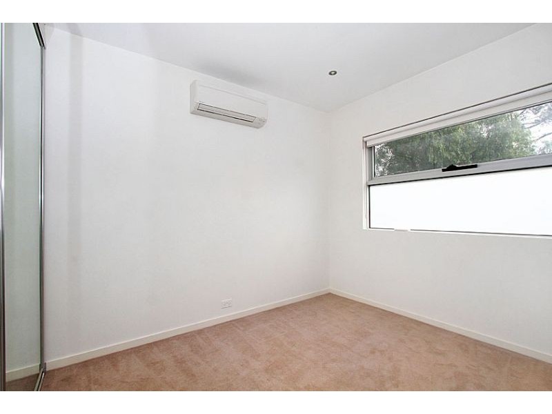 211/87-89 Raleigh Street, Essendon VIC 3040