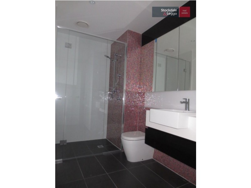 S1909/231 Harbour Esplanade, Docklands VIC 3008