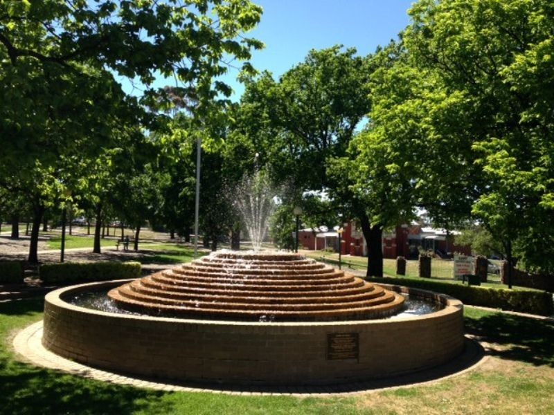 Sunbury VIC 3429