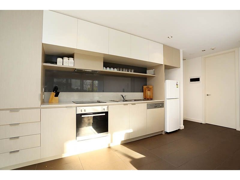 17/44 Eucalyptus Drive, Maidstone VIC 3012