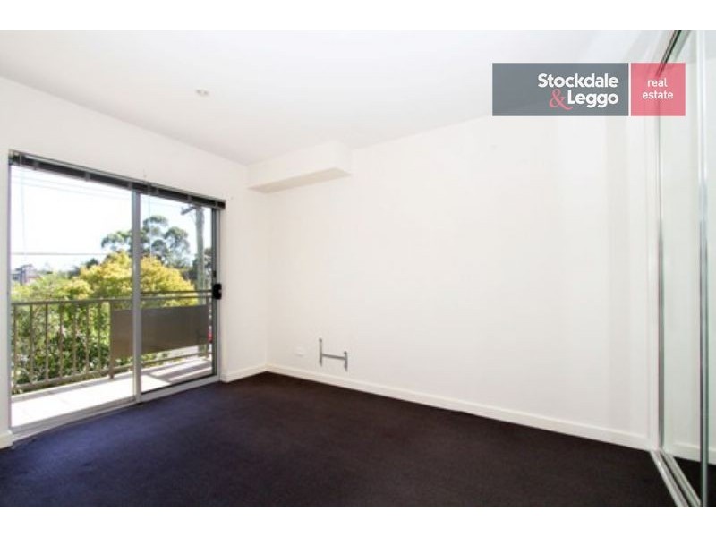 9/42 Napier Crescent, Essendon VIC 3040