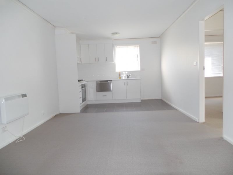 3/8 Passfield Street, Brunswick West VIC 3055