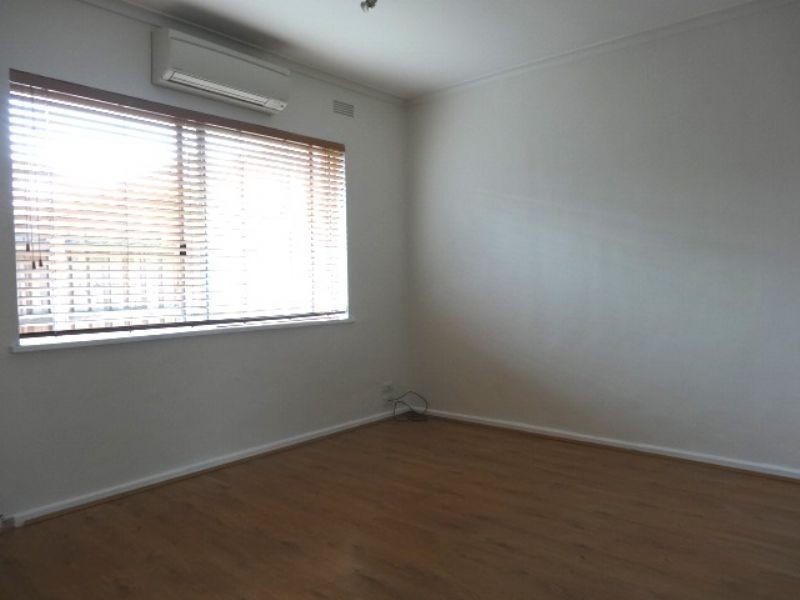 2/30 Banksia Grove, Tullamarine VIC 3043