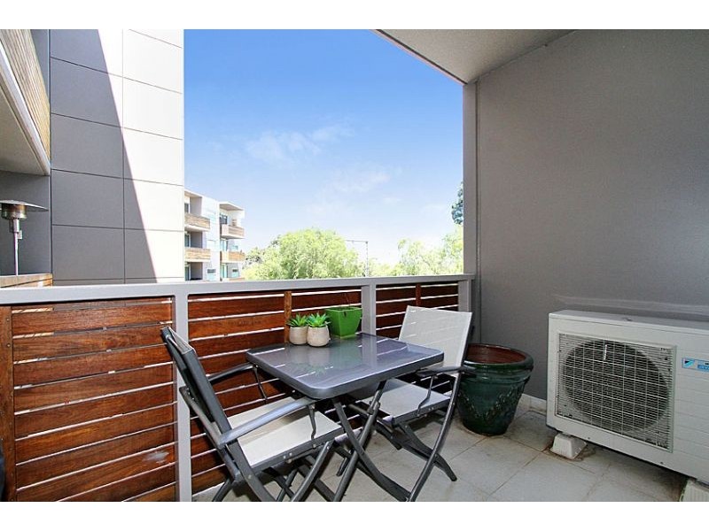 101/89 Raleigh Street, Essendon VIC 3040