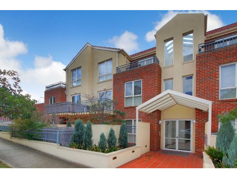 11/2 North Avenue, Strathmore VIC 3041